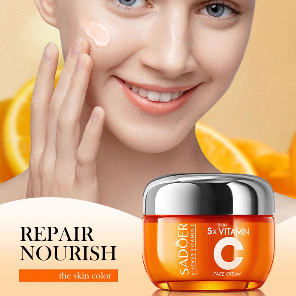 SADOER ビタミンC ブライトニング エッセンスクリーム - Skincare Glad2Glow のレビューと価格